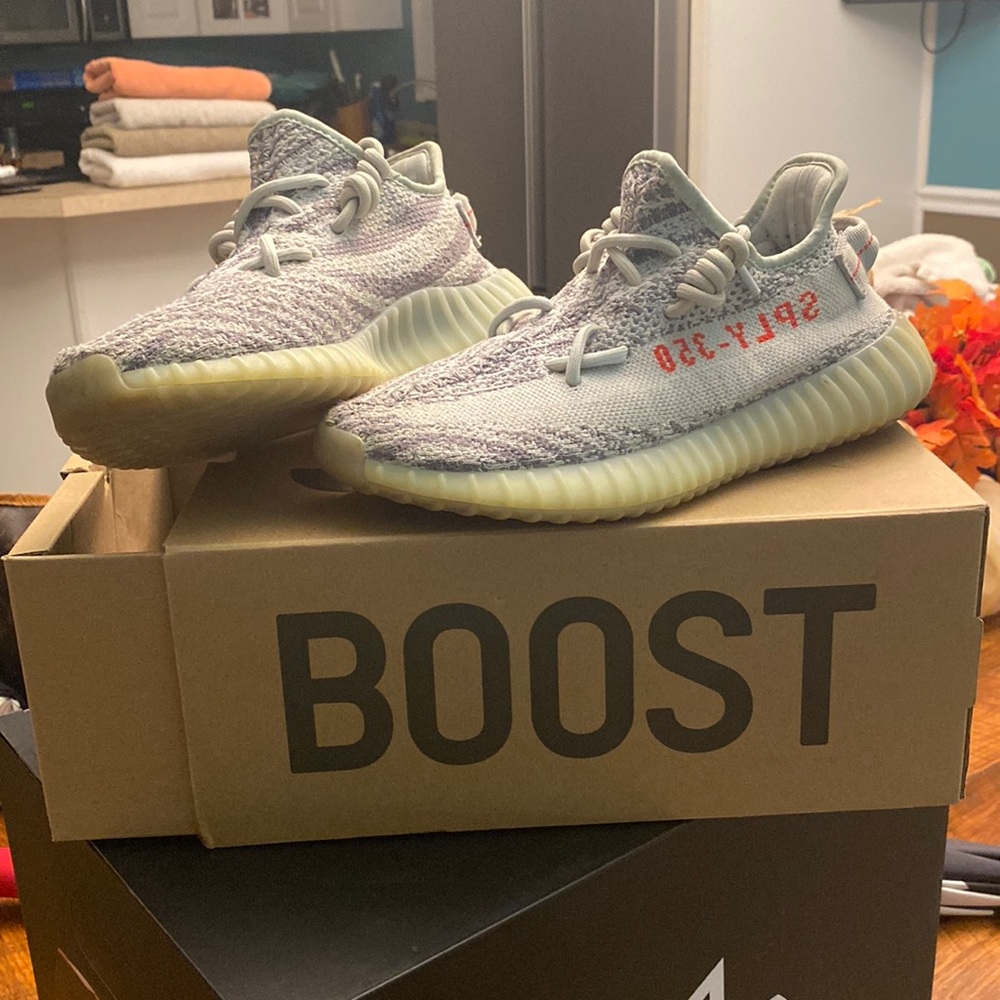 Yeezy Boost 350 V2